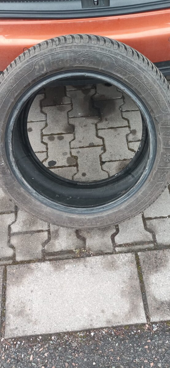 Zimní pneu 1ks Kleber Krisalp HP3