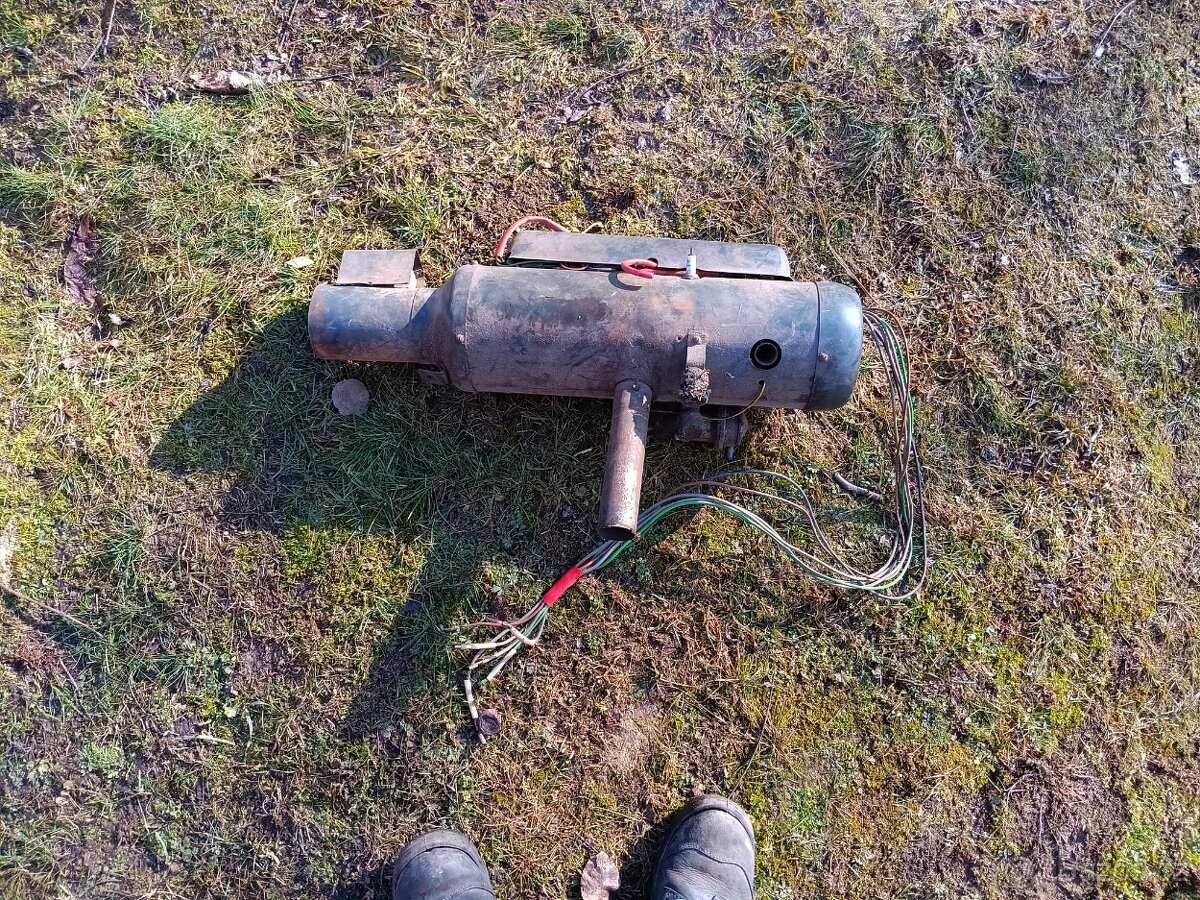 Prodám Nezávislé topení, bufík, benzin 12V