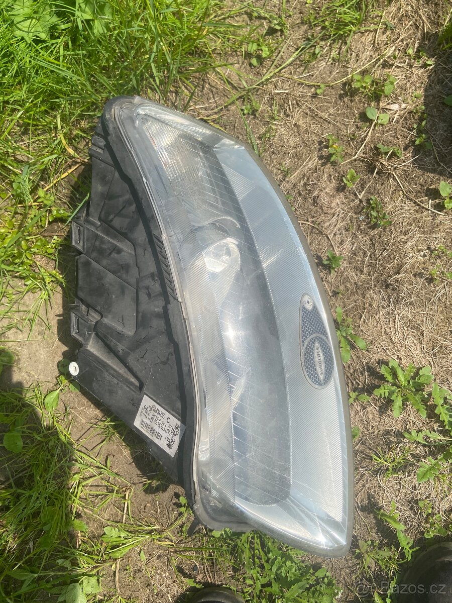 Levé přední světlo Audi A6