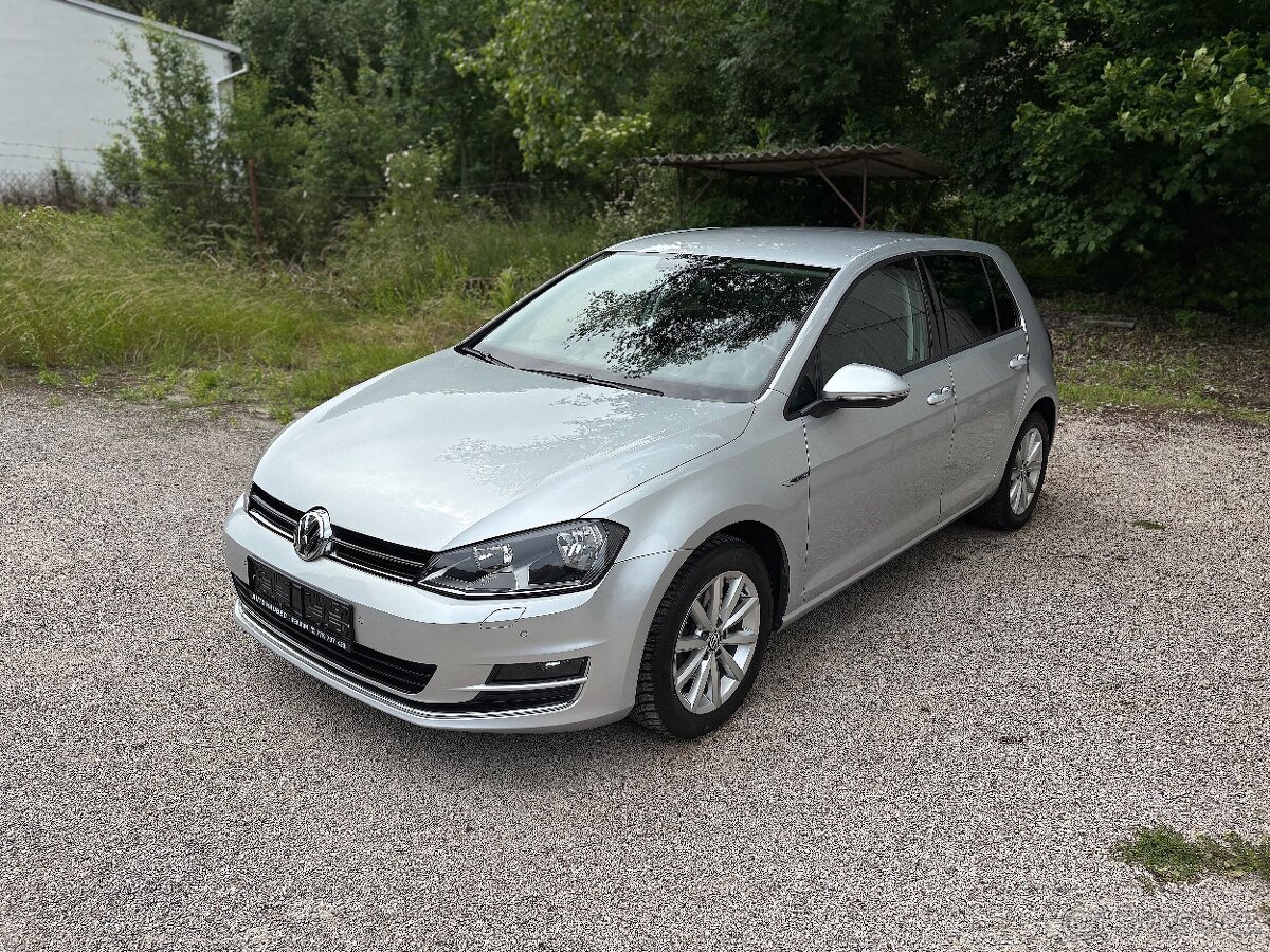Volkswagen Golf, 1.6 TDi 81 kW DSG SERVISKA NEHAVAROVANÉ