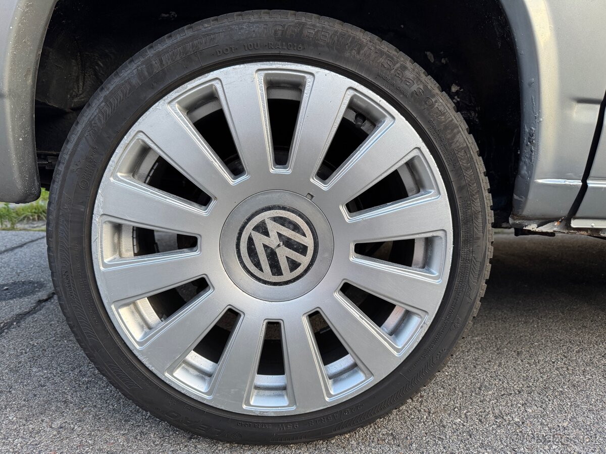 Sada alu kol 5x112 R18 + téměř nové pneu