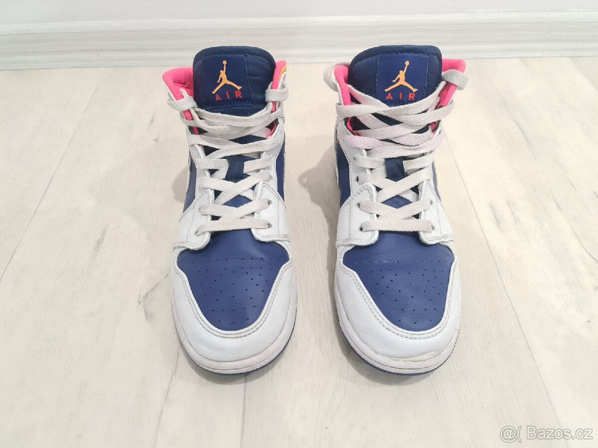 Air Jordan 1 MID vel.39