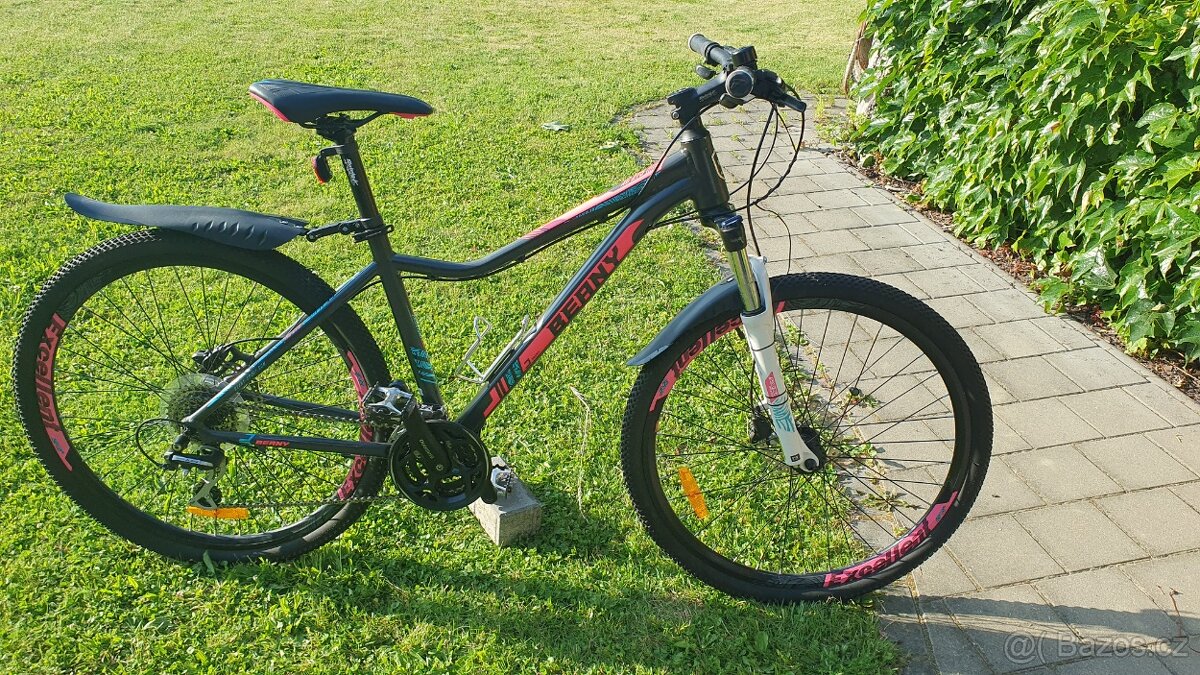 Prodám dámské/dívčí kolo zn. Beany Excellent 27,5