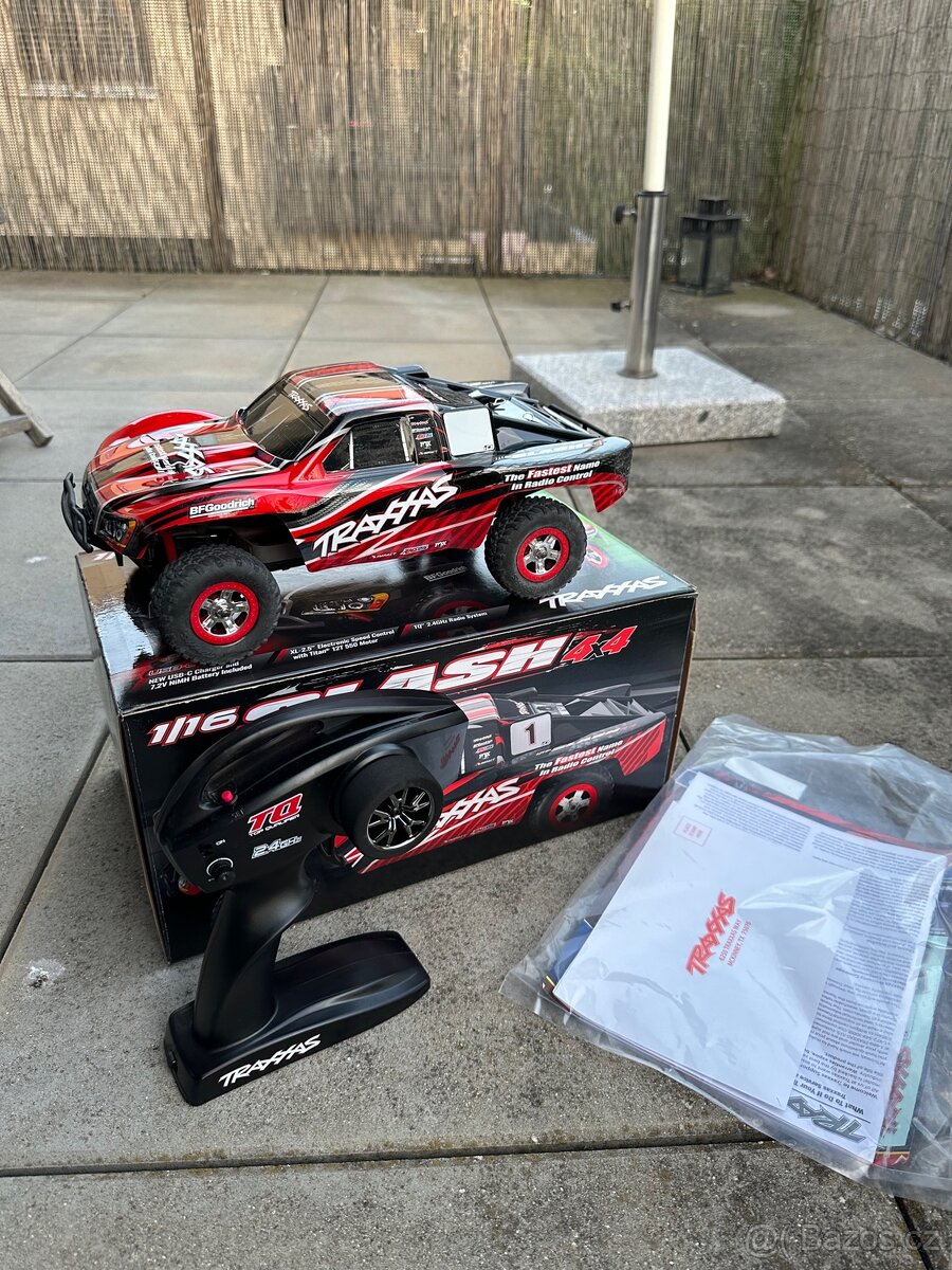 Traxxas Slash 4WD 1/16 + baterie 2s Lipo