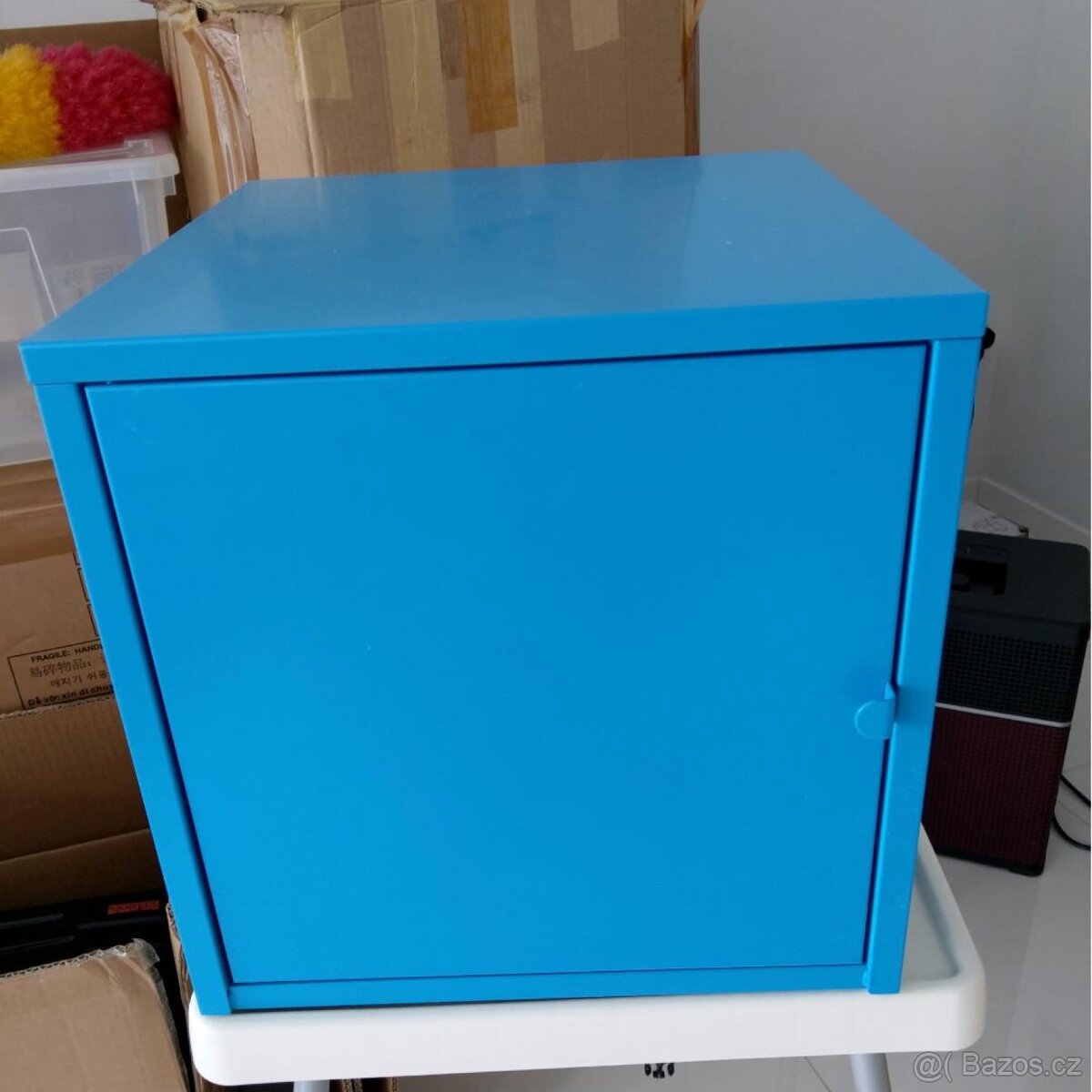 kovová skříňka Lixhult (IKEA)
