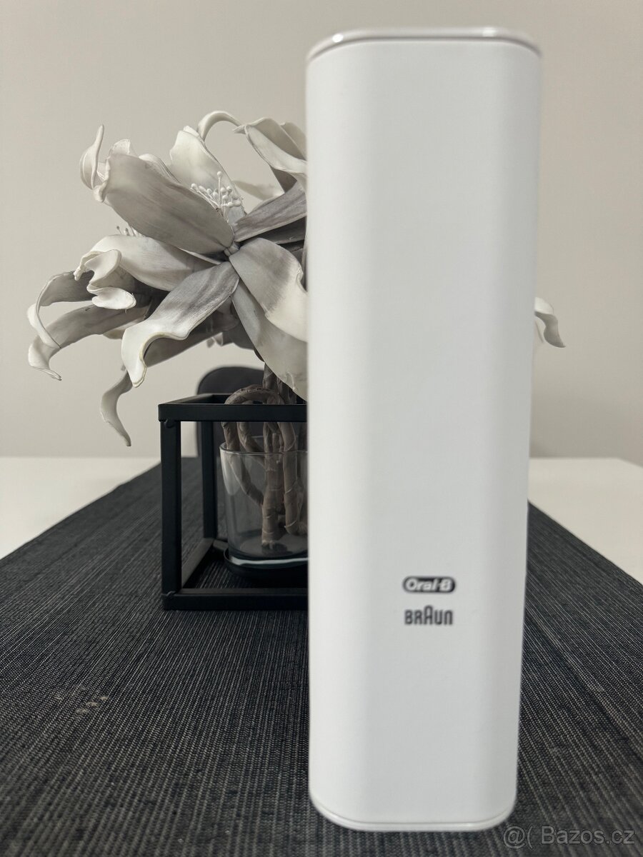 ORIGINÁL nabíjecí cestovní pouzdro na kartáček ORAL-B IO1