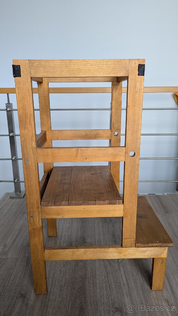 Učící věž pro dítě