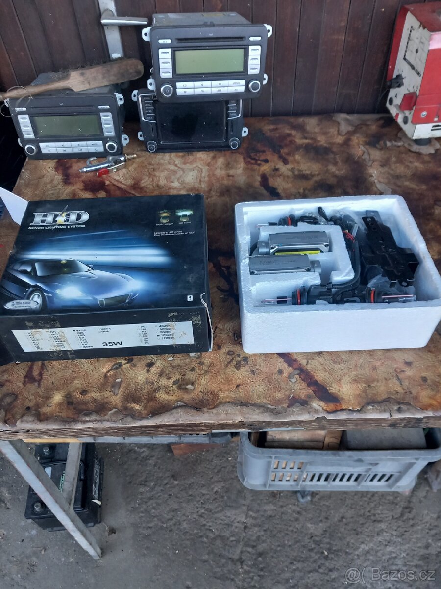 Sada XENON VÝBOJKY.