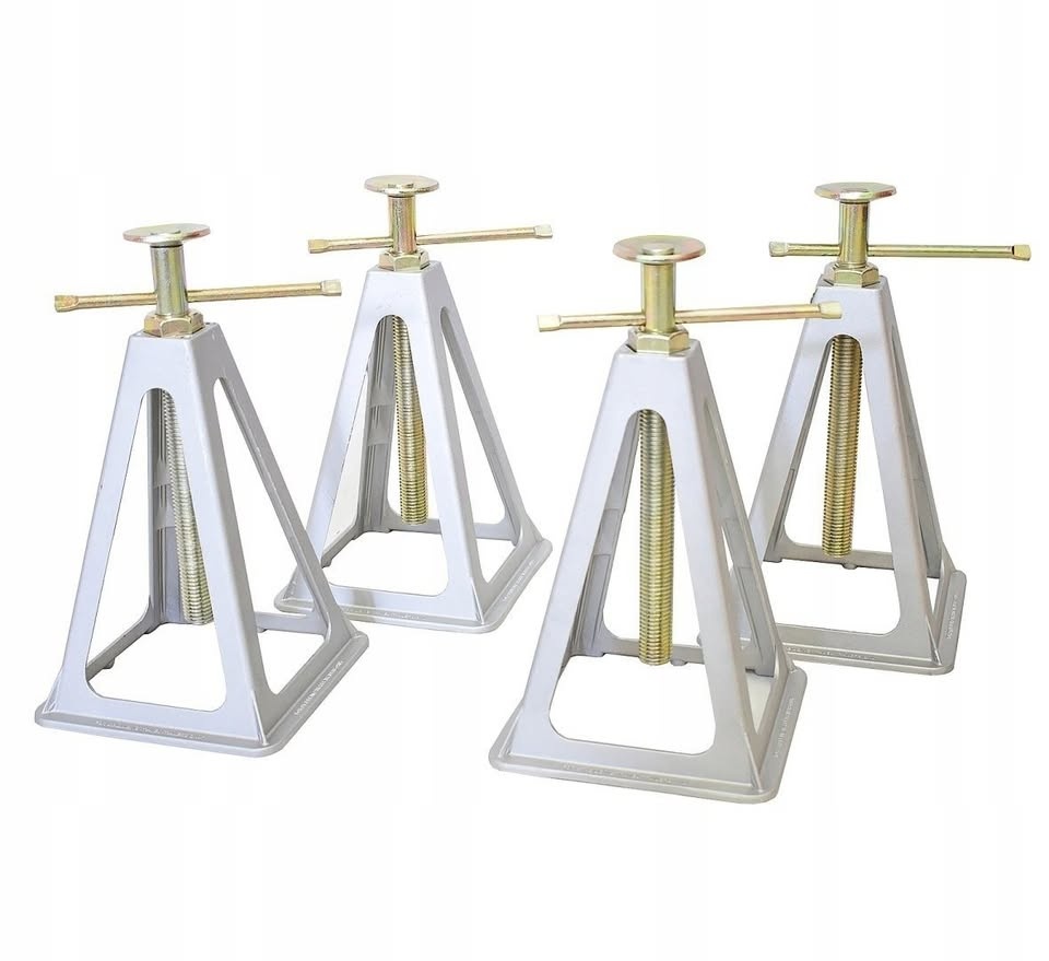 Sada 4 kusů hliníkových podpěr pod karavan apod. (3600 kg)