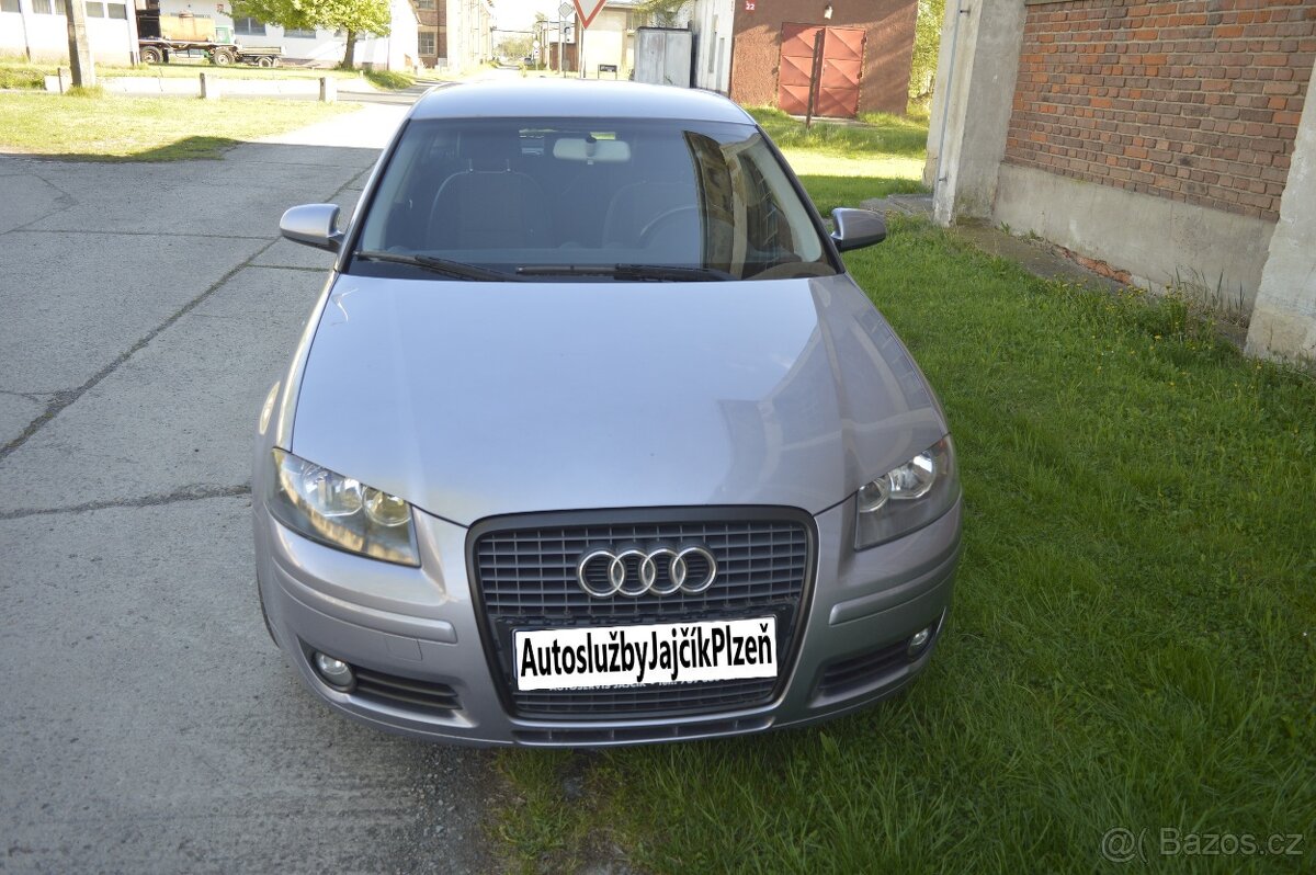 Audi A3 sportback 1,6 85kw benzin ,webasto