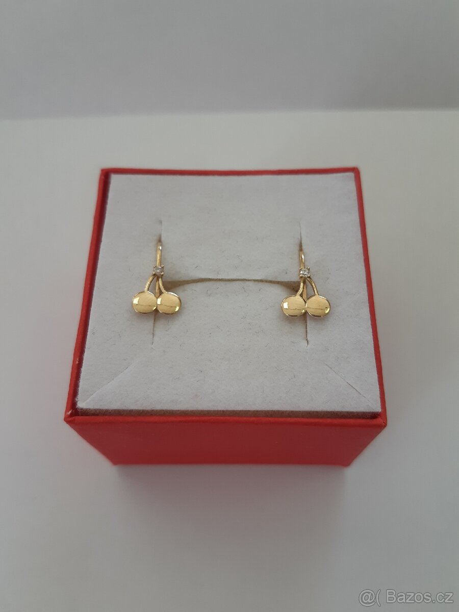 Zlaté náušnice - třešinky s kamínkem