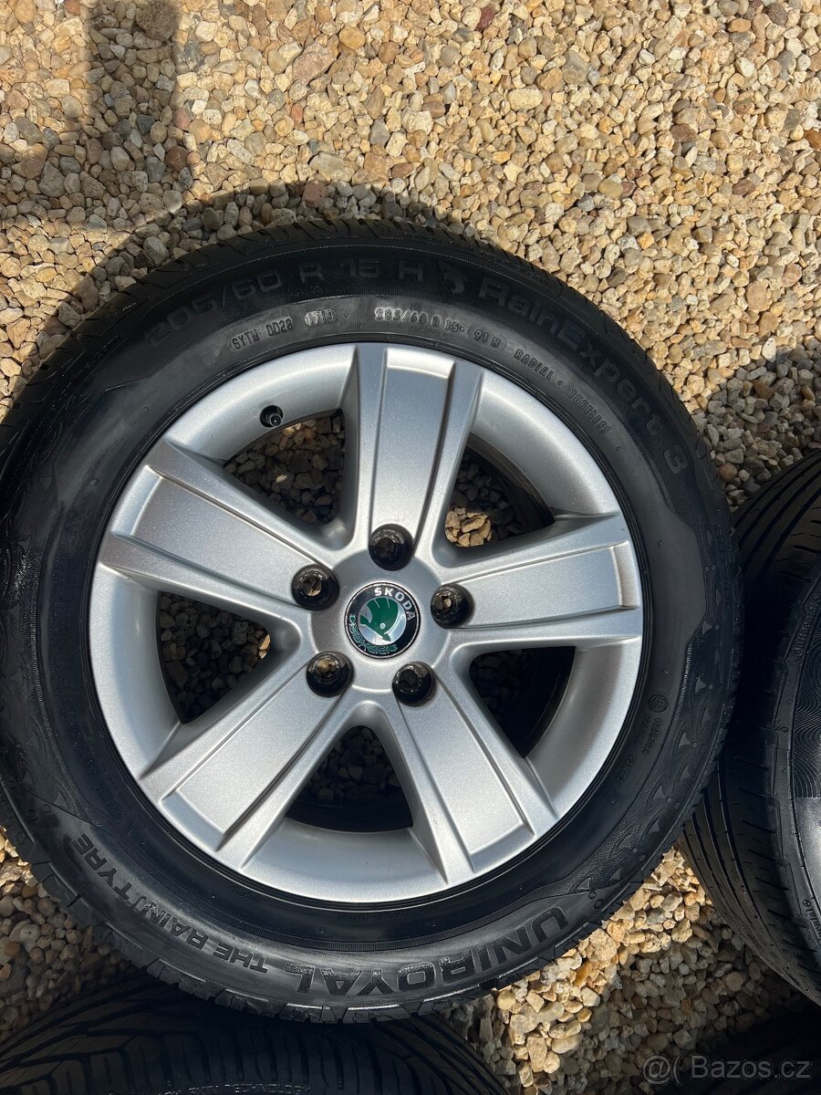 Originální letní sada Škoda 205/60R15, 7,5mm