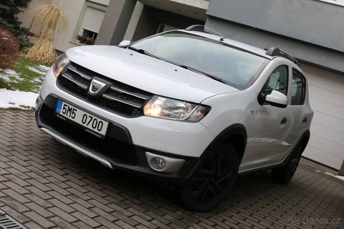 Dacia Sandero 0.9 ČR, Navigace