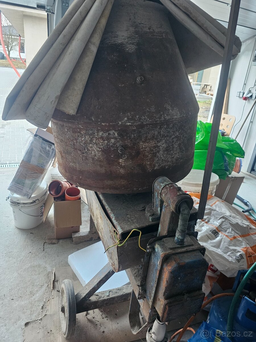 Prodam michacku na beton