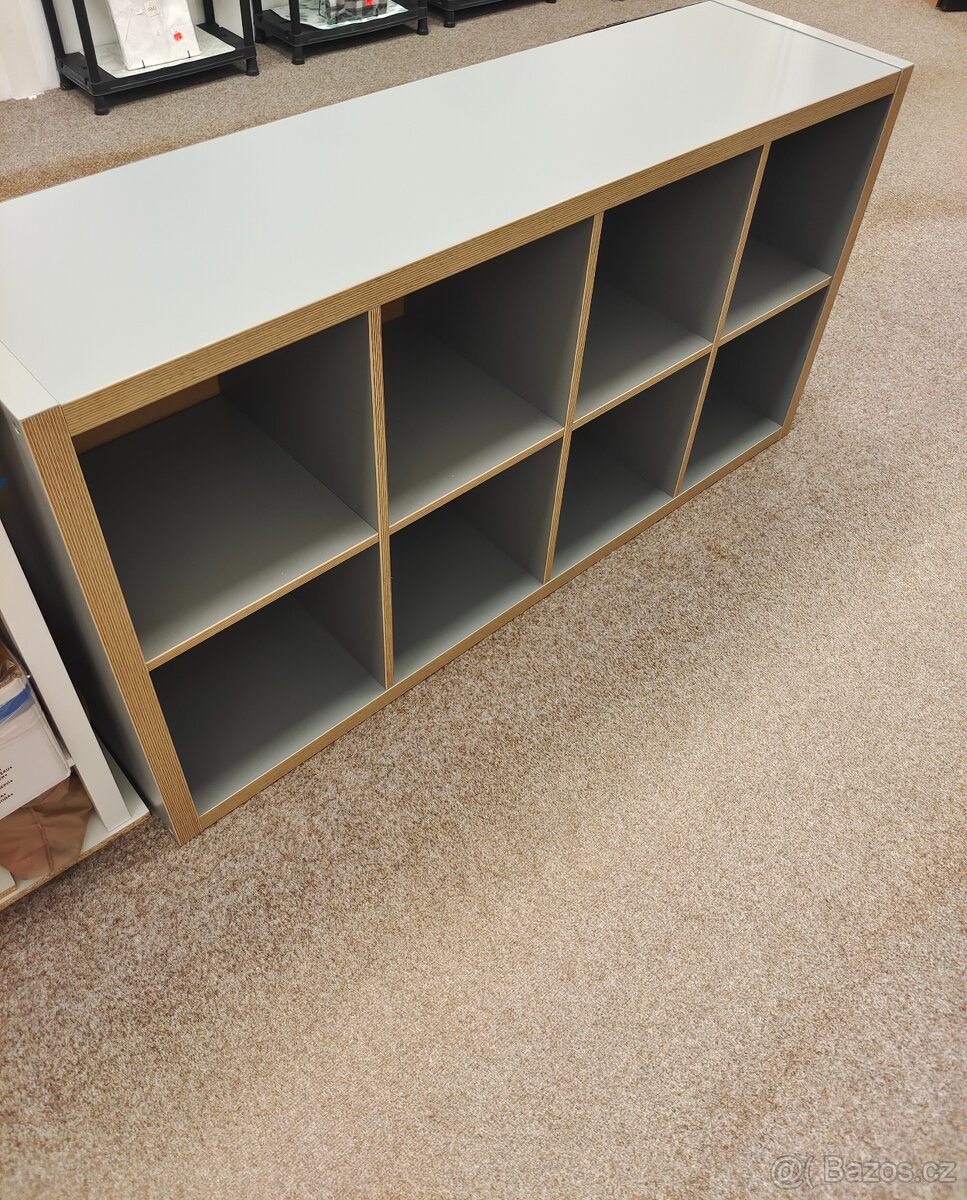 Regál Ikea Kallax šedý
