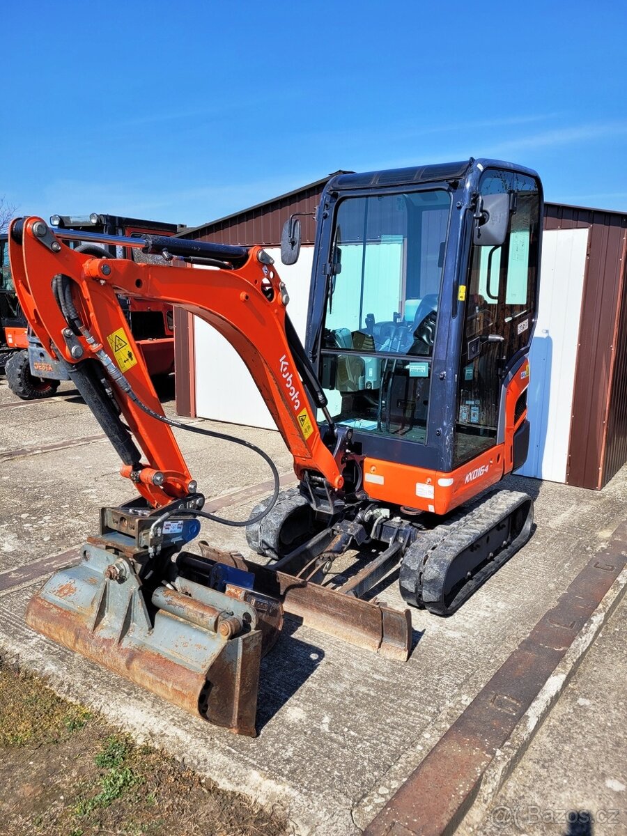minibagr Kubota KX 016-4