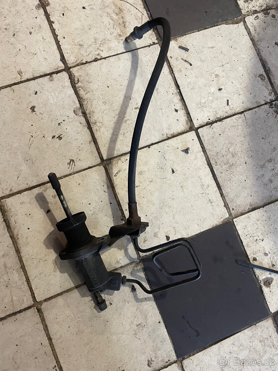 Spojkový váleček e46 r6