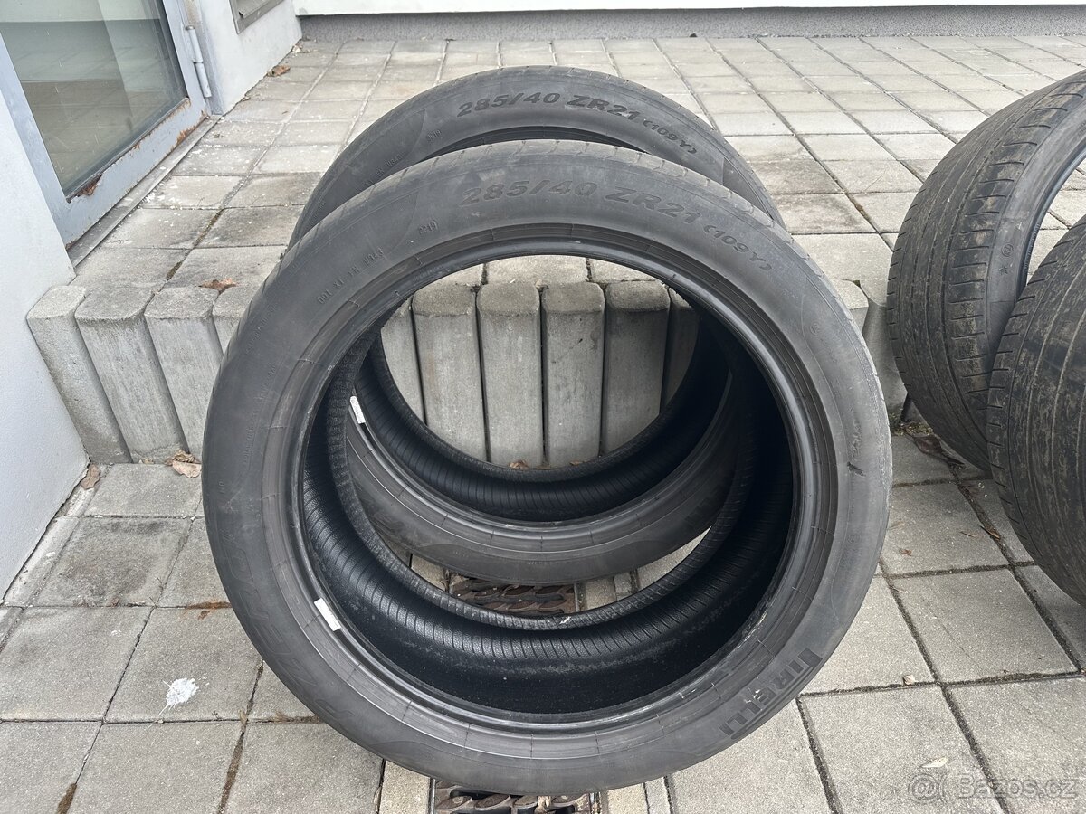 Letní pneu/pneumatiky/gumy 285/40/21 Pirelli
