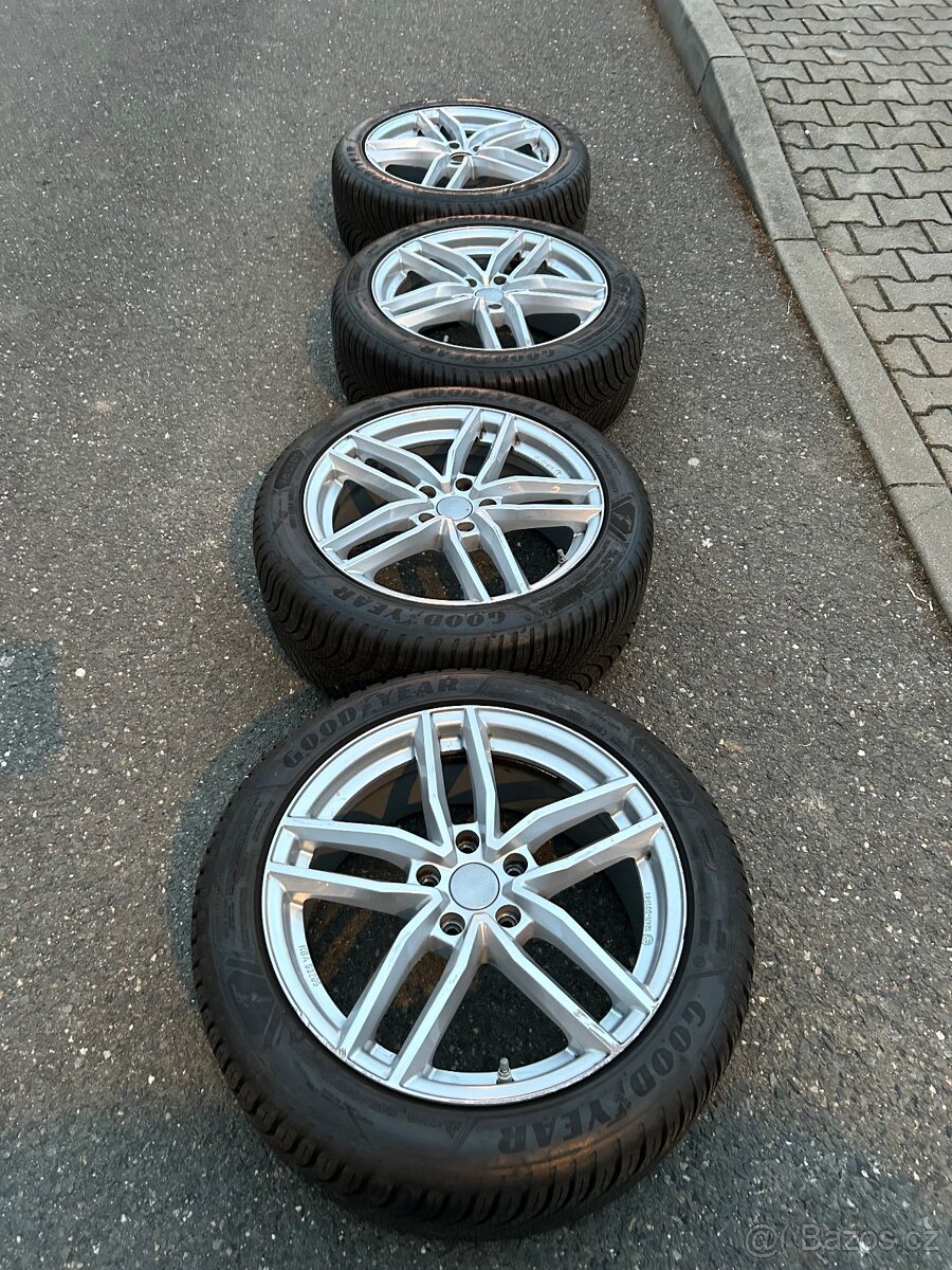 Komplet celorocni sada 18” 245/45/18 Mercedes-Benz