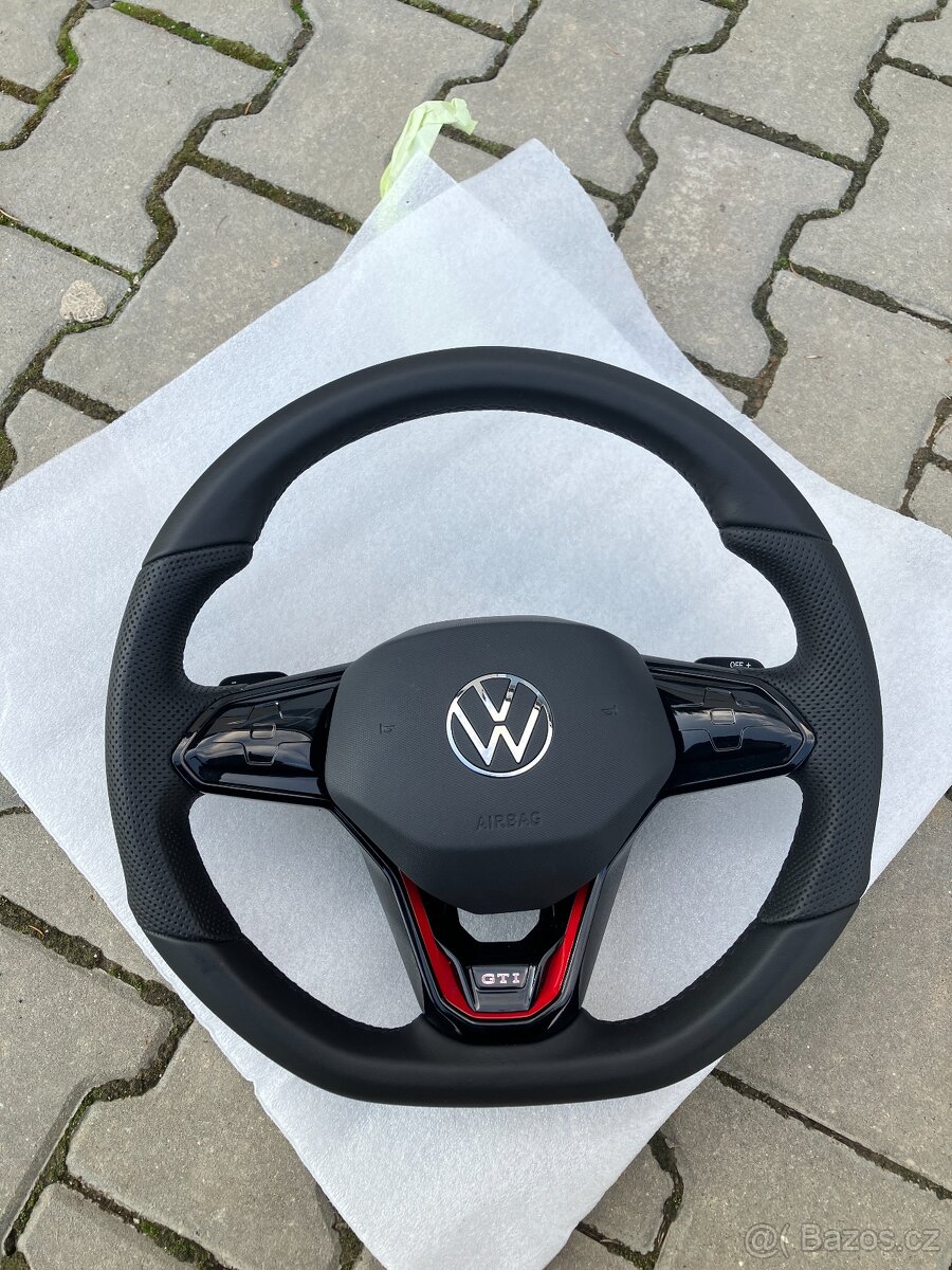 volant kůže DOTYK MULTI s řazením VW GOLF VIII GTI