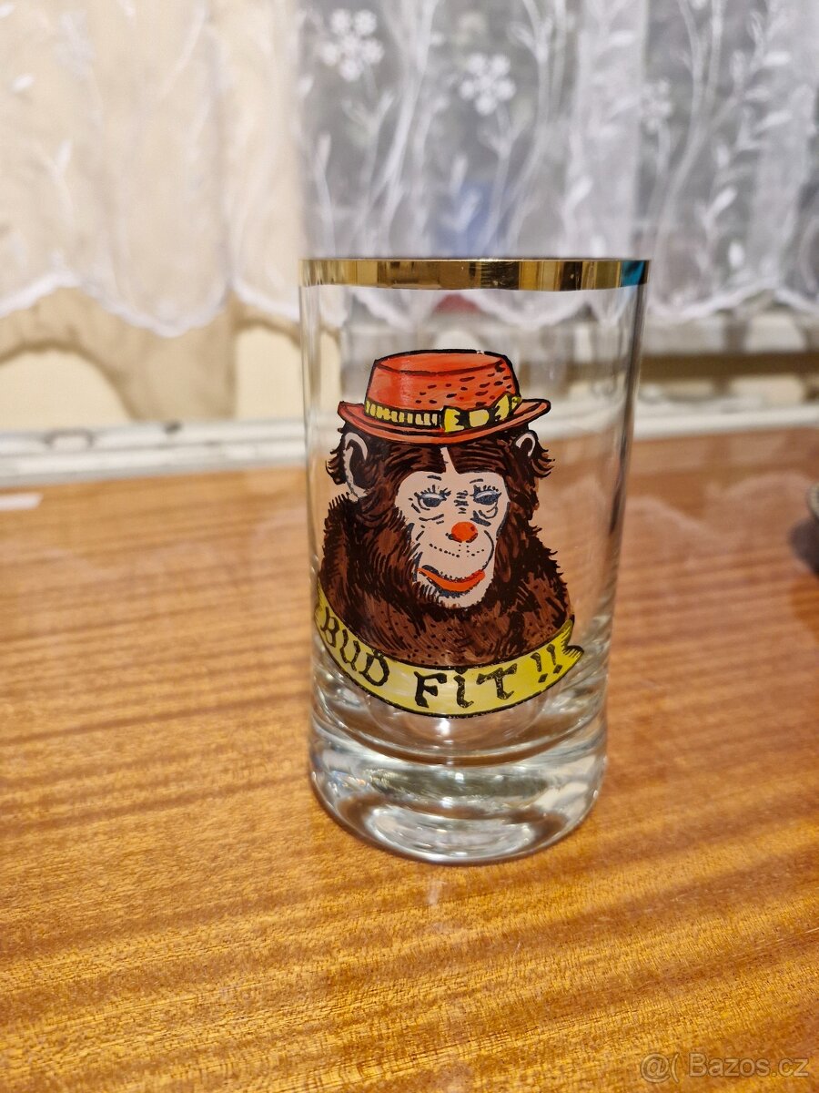 Půllitr s Opici