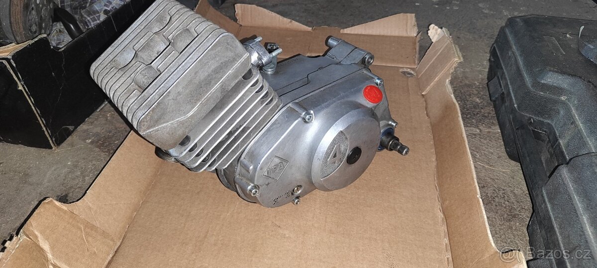Simson - motor 70ccm po kompletní opravě