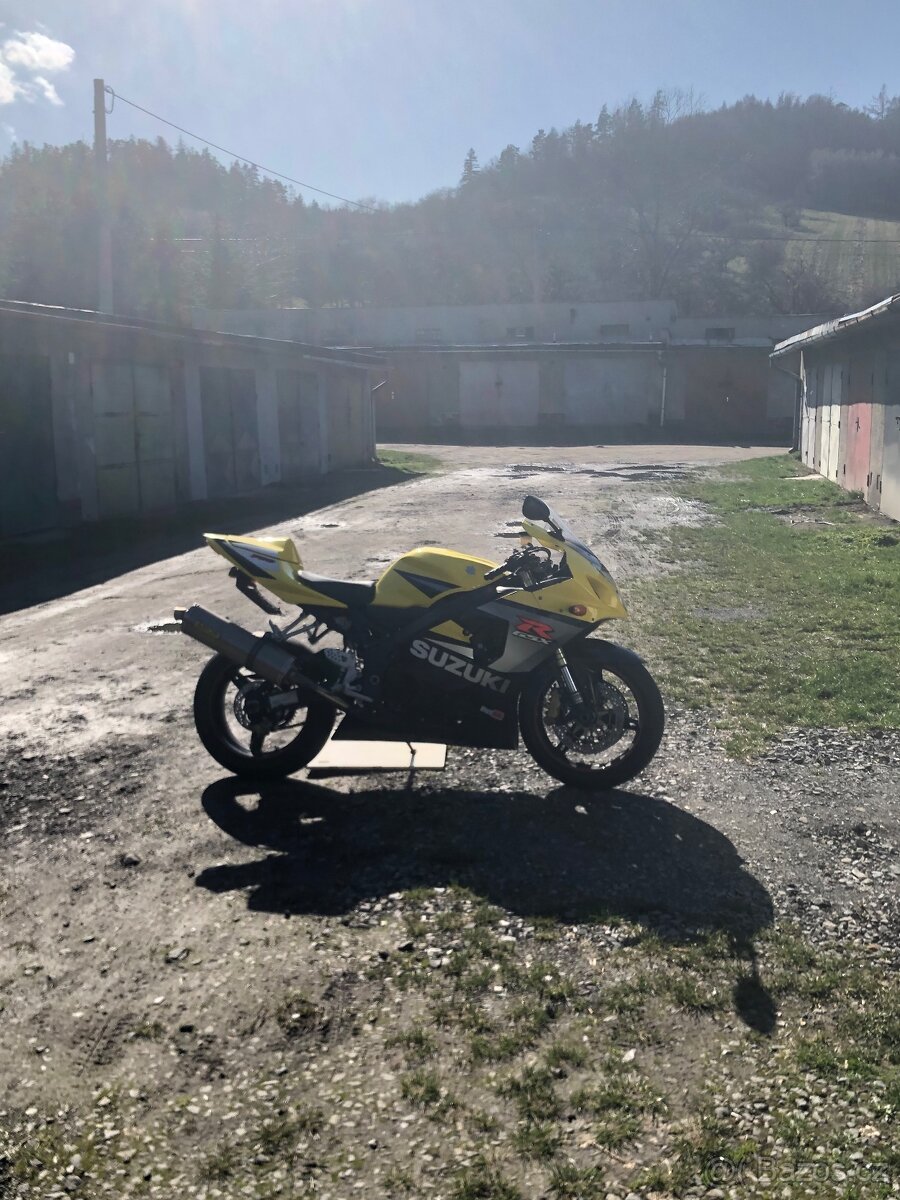 Suzuki GSXR 750 K5