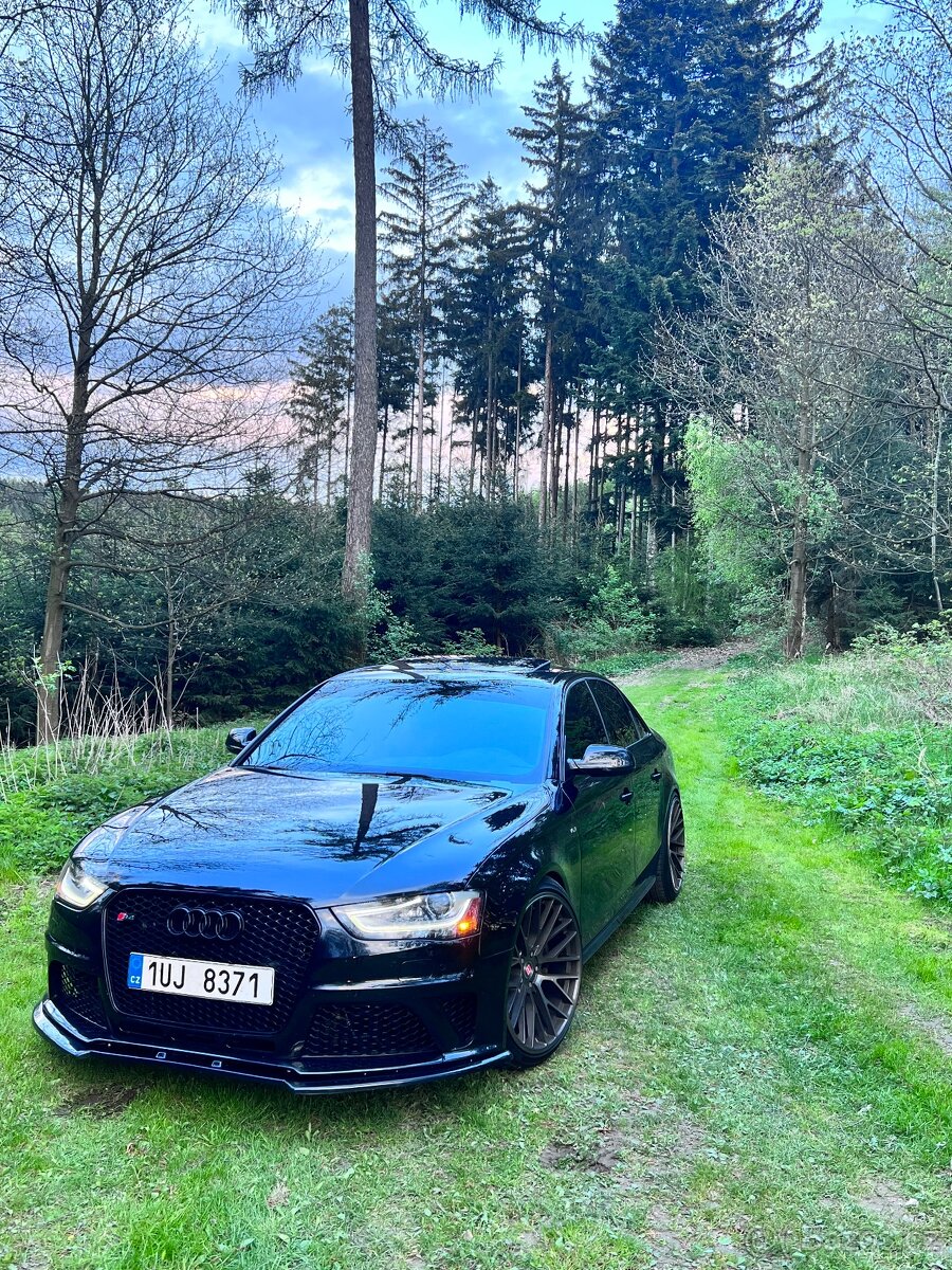 AUDI S4 B8.5