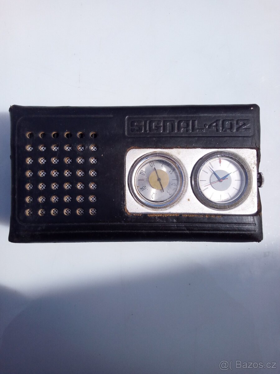 2x staré rádio