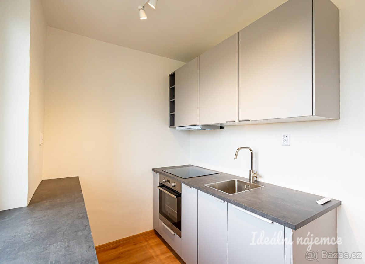 Pronájem bytu 3+1, Hrusická, Záběhlice, 26000 Kč/měs, 71 m2