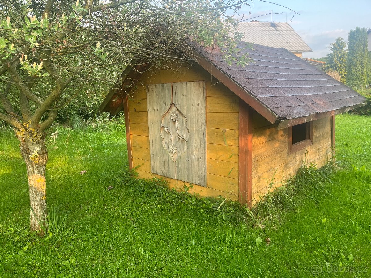 zahradní dětský domek