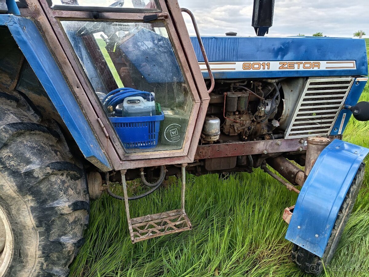 Zetor 8011