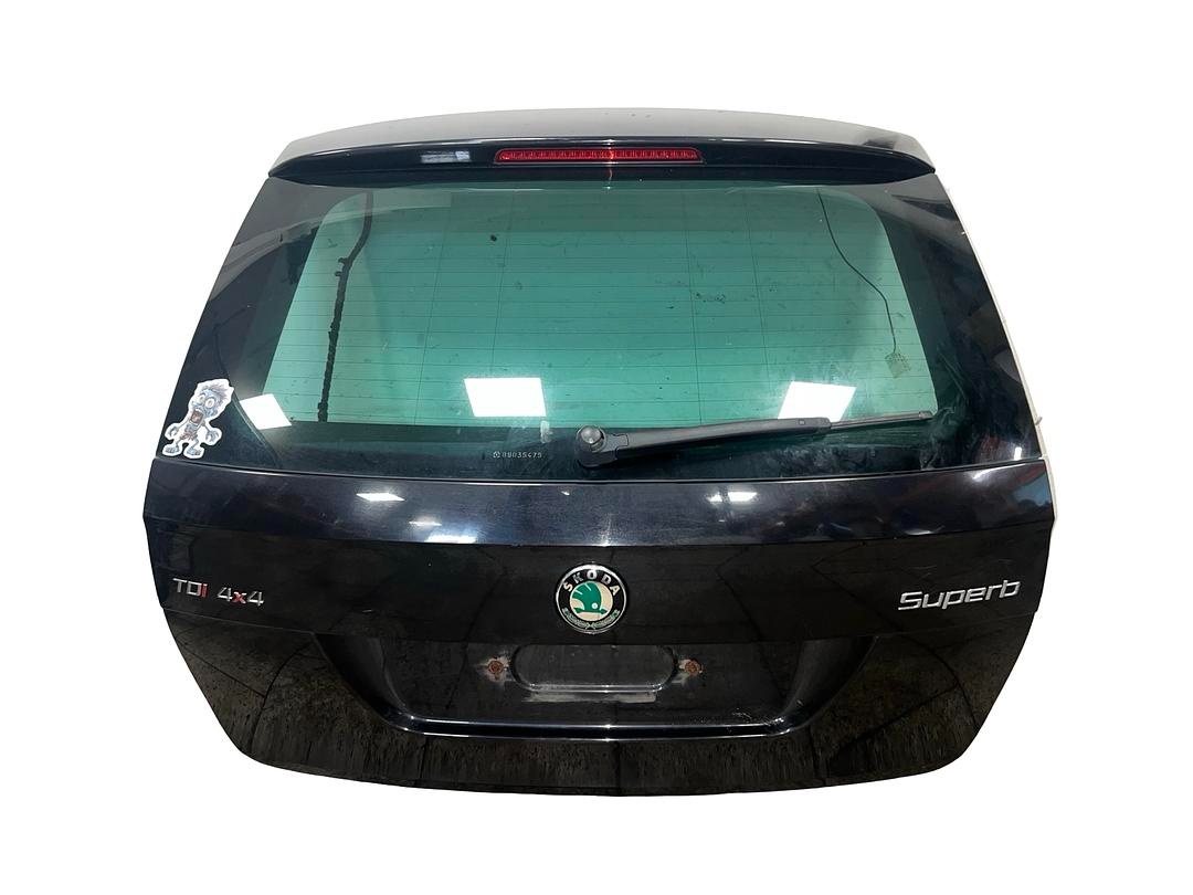 Páté dveře černá metalíza LF9R Škoda Superb 2 kombi 2011