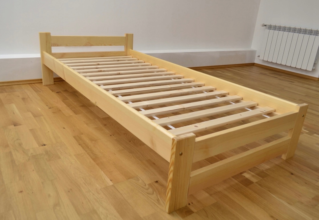 Nová postel 90x200 borovice masiv + rošt