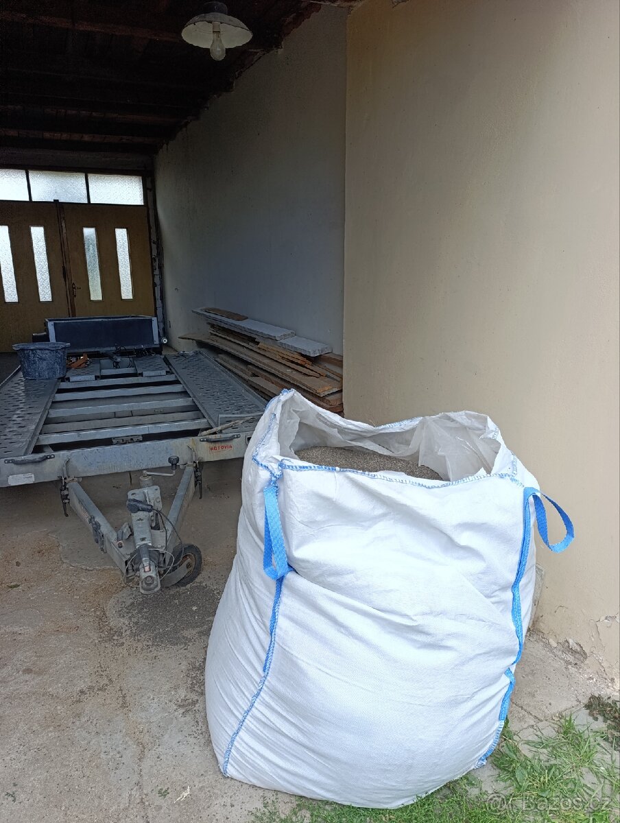 Prodám 1000 l liapor 1-4