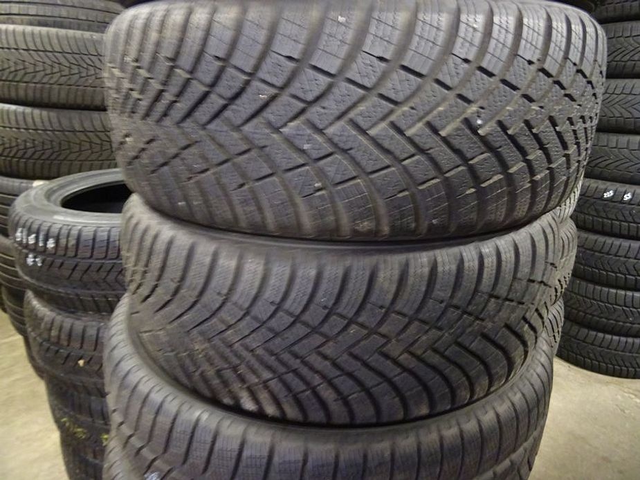 Zimní pneu Hankook Winter icept,225/50/17, 4 ks, 8 mm