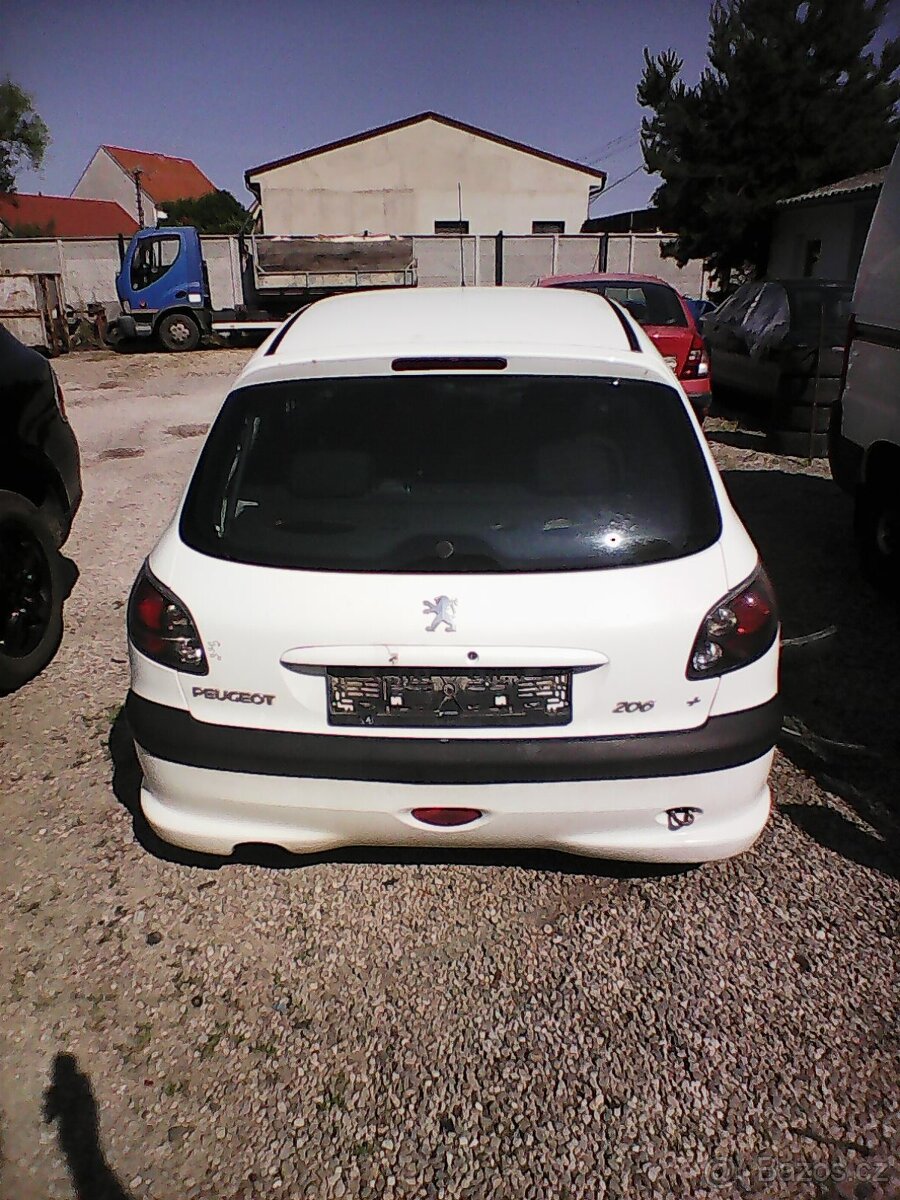 Peugeot 206 zadní kouřové světla SONAR - nepoškozené