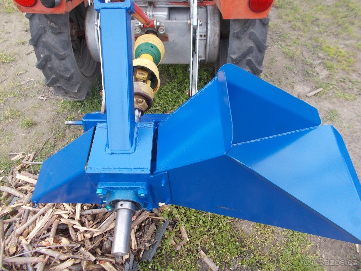 Štěpkovač za traktor