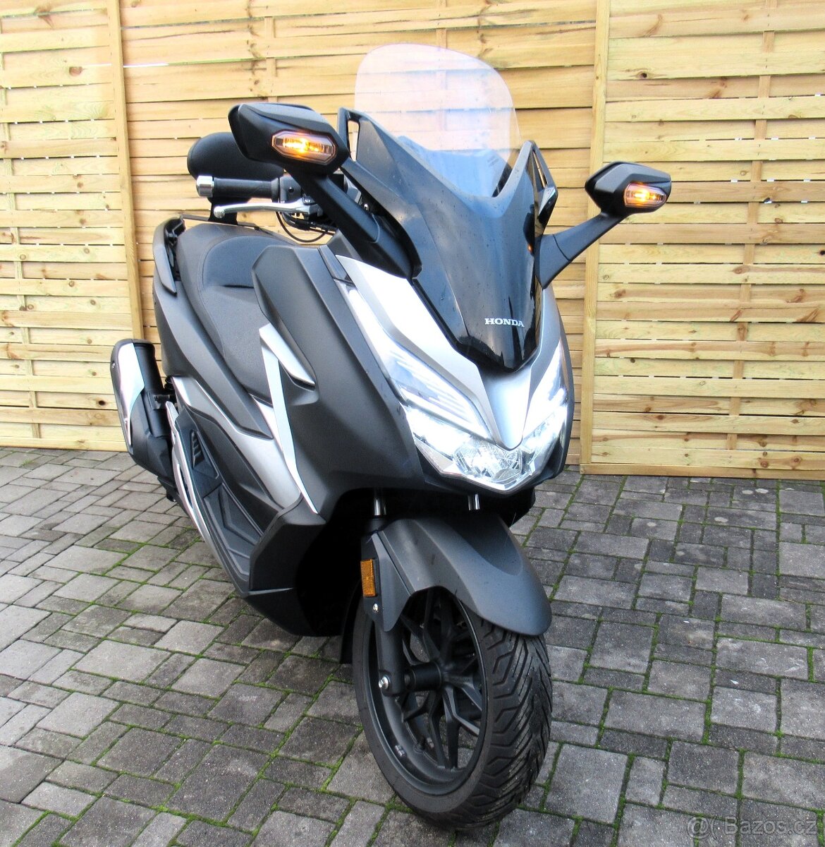 Honda Forza 300 ABS