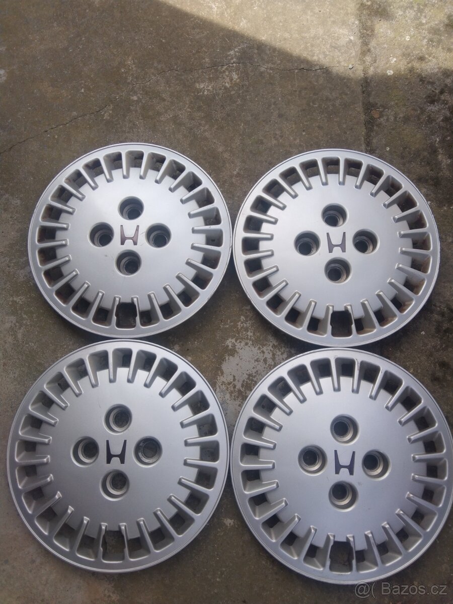 Poklice original honda 13"