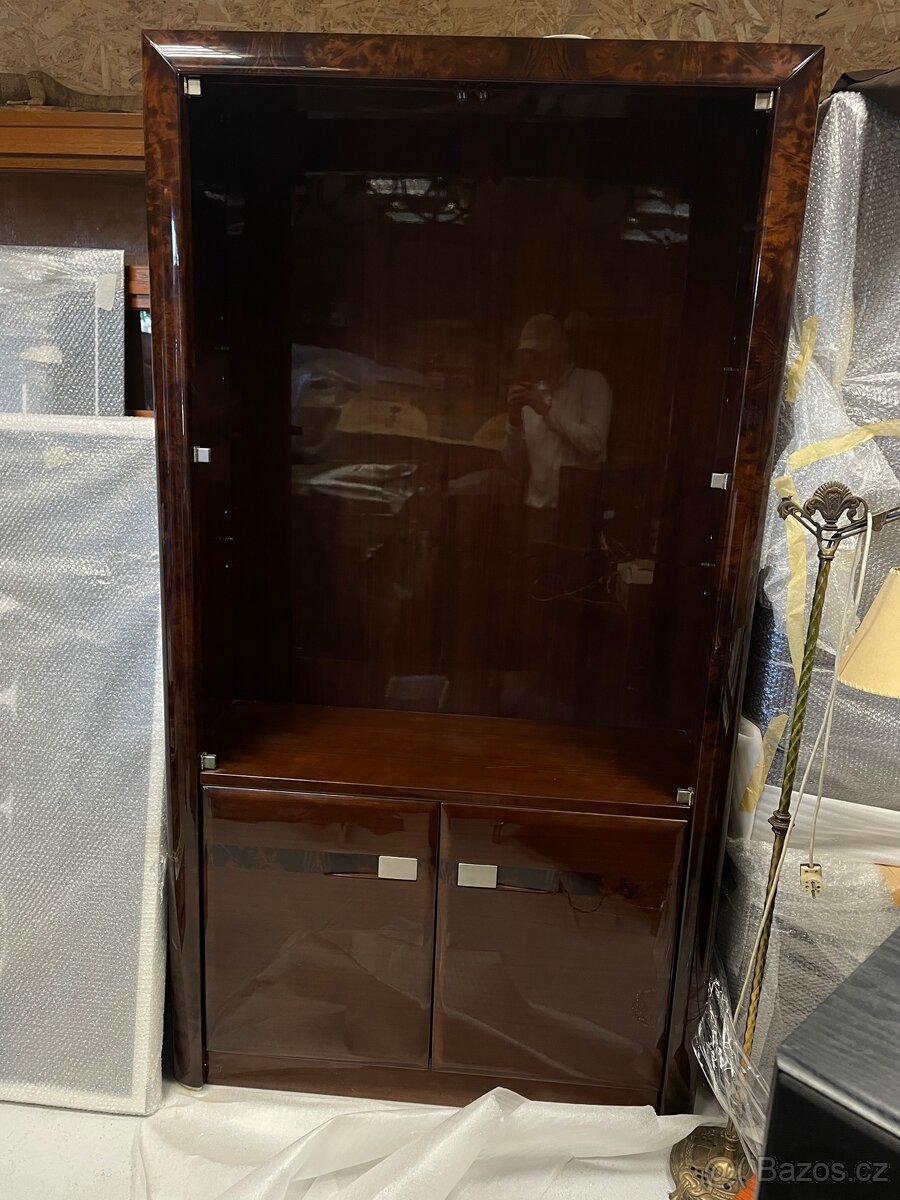 Art Deco vitrína/knihovna