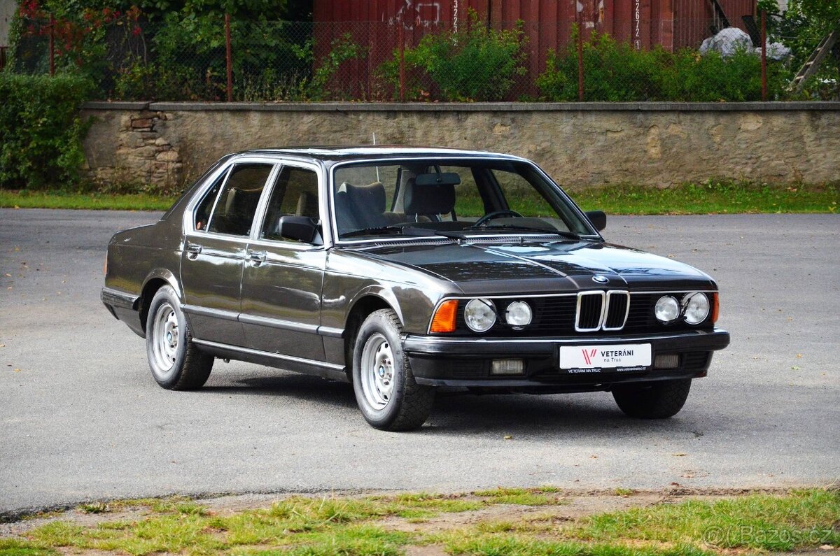 BMW 735i E23 z roku 1985