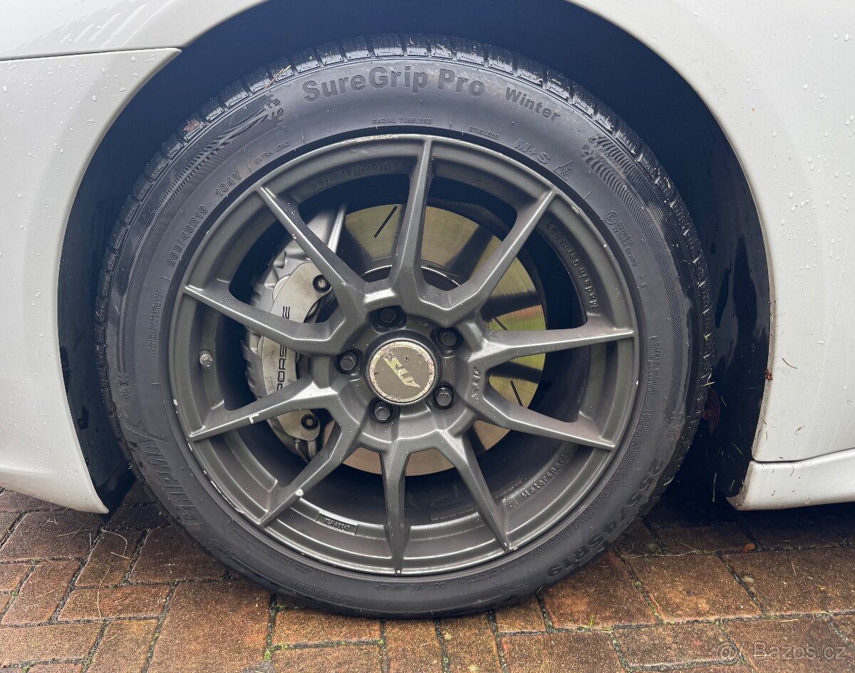 Zimní sada kol R19 Porsche