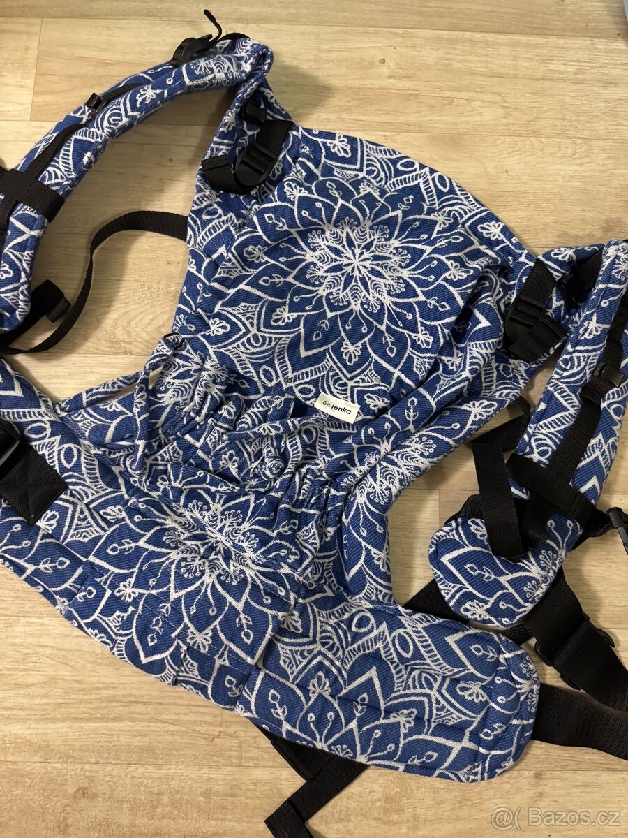 Ergonomické nosítko BeLenka 4ever Mandala-královská modrá