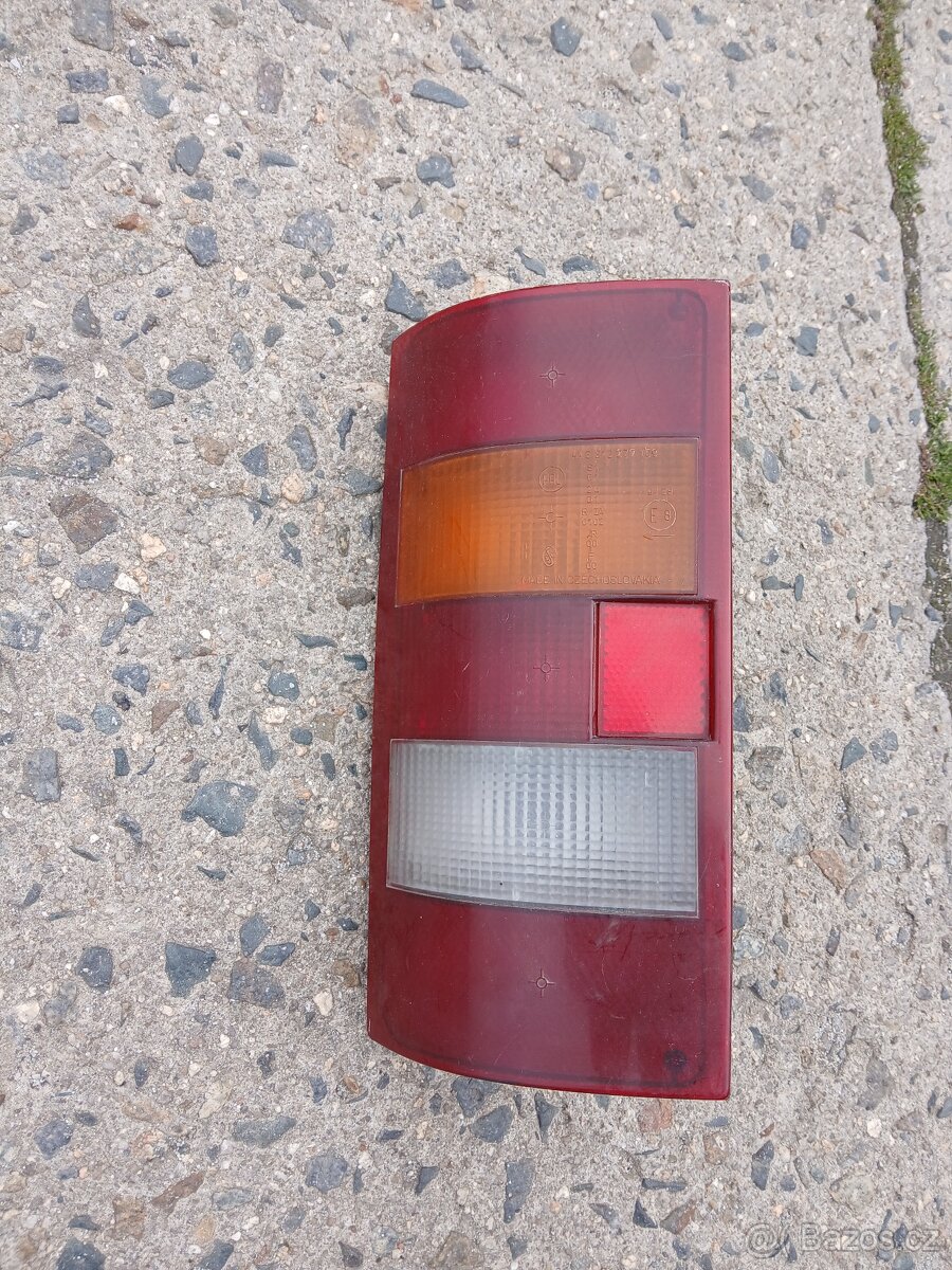 Zadní světlo Levé Škoda Favorit Pick up