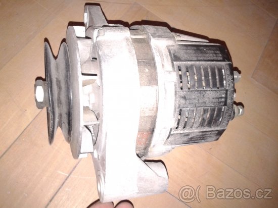 Originánlí alternator k traktoru Rumun