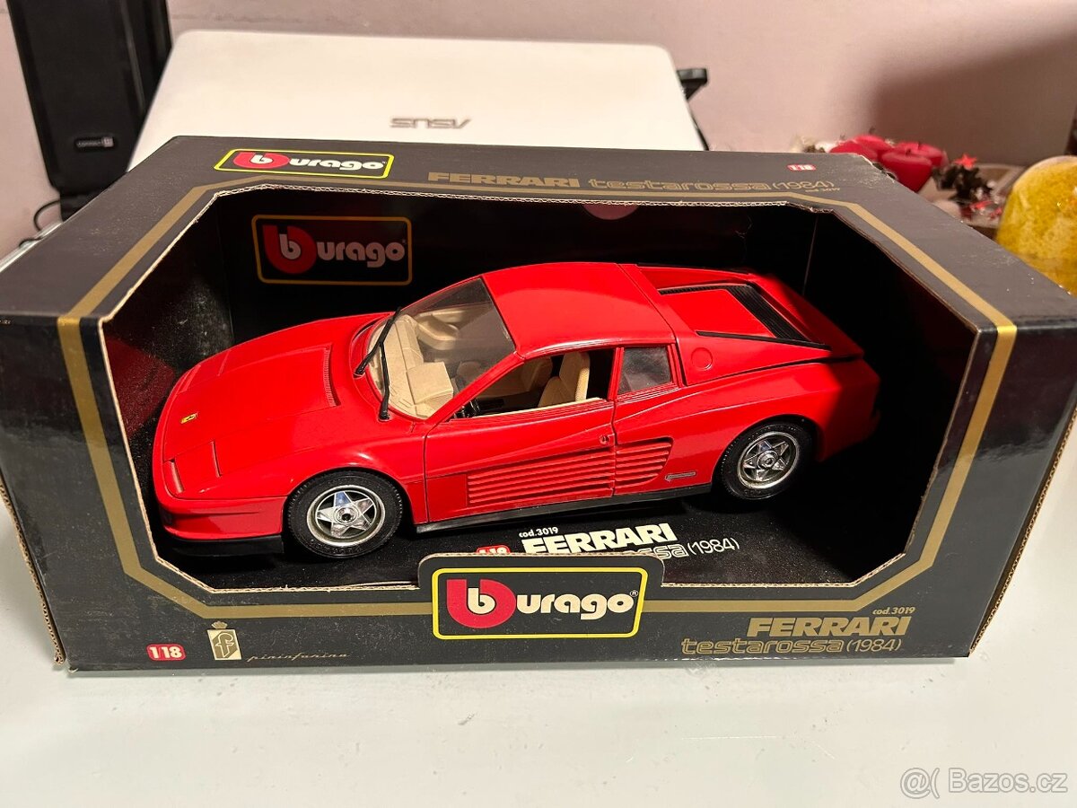 Ferrari Testarossa 1:18