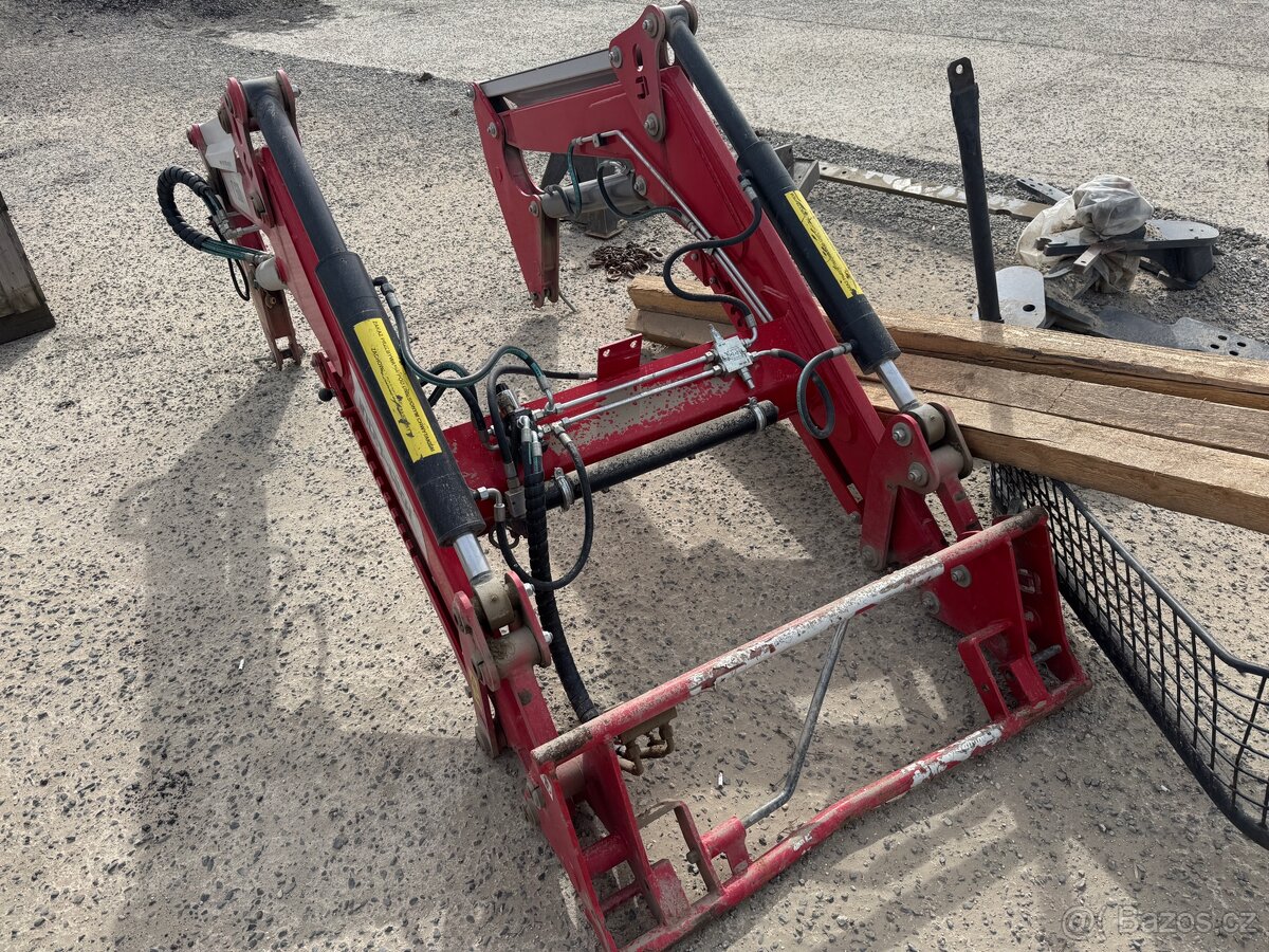 Celni nakladac Intertech IT1600
