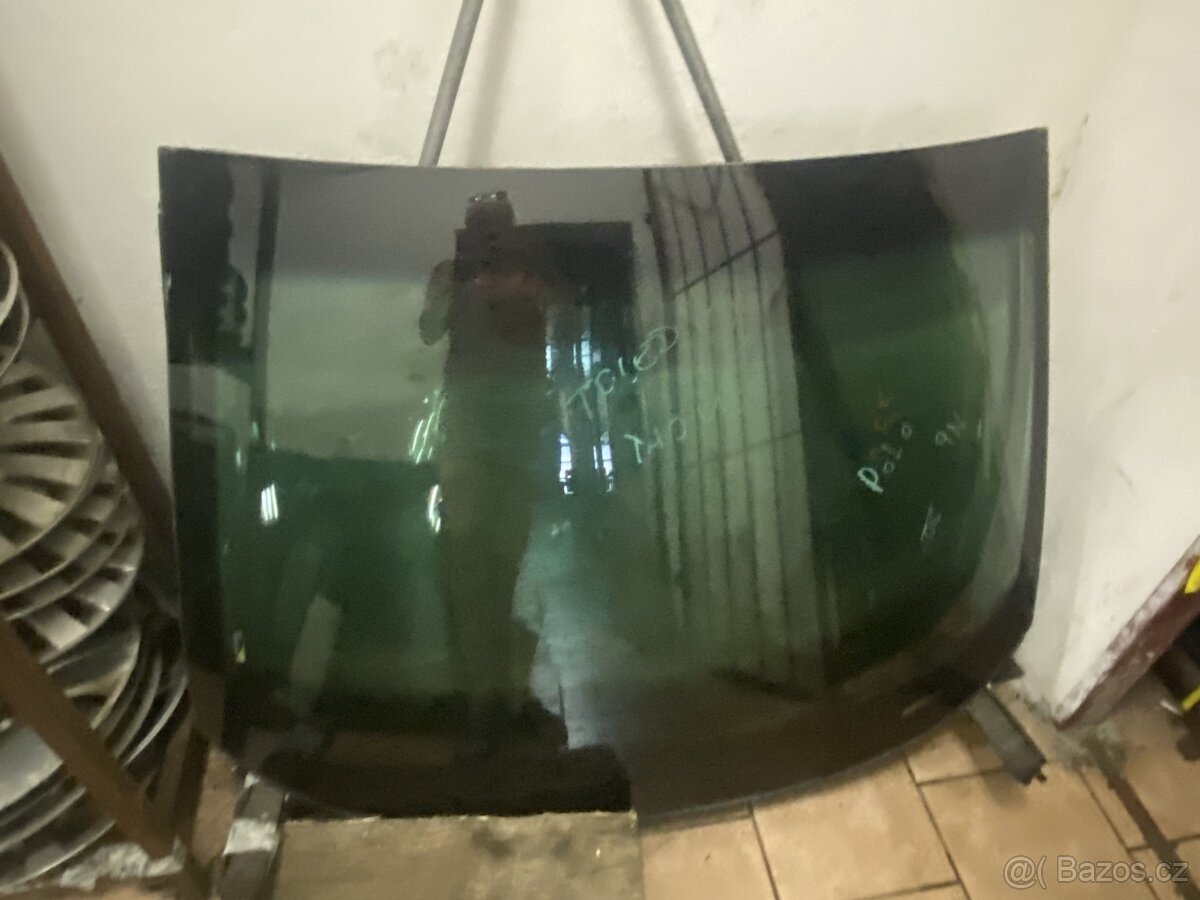 prodám čelní okno octavia 2 tel 731328873
