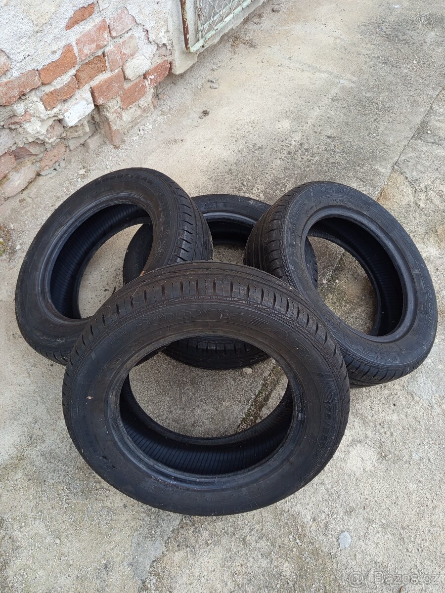 175/65/14 GOODYEAR - sada